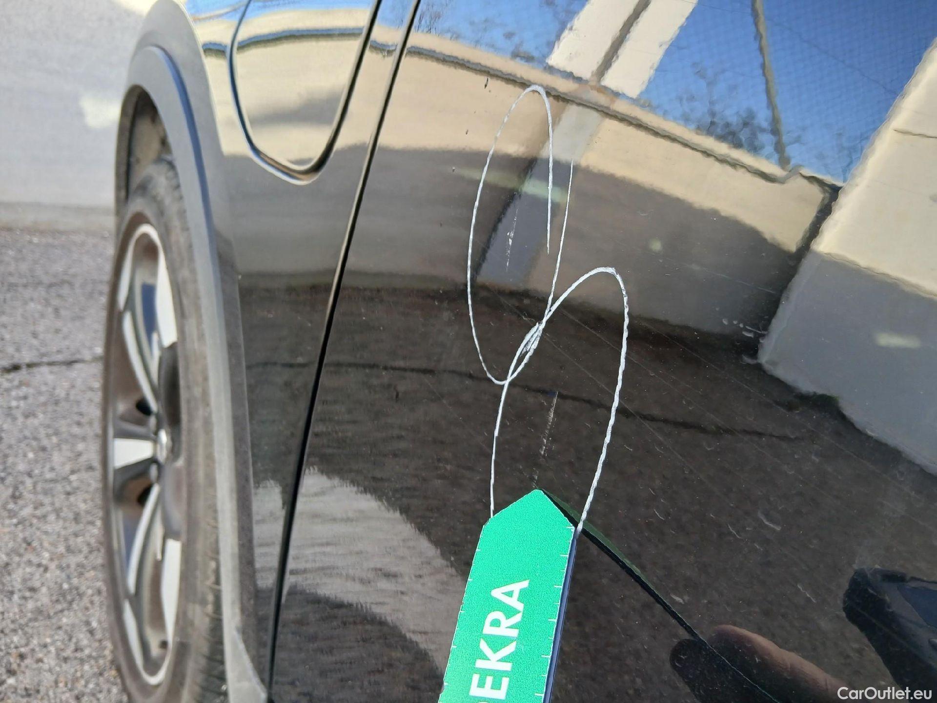  Volvo  XC 40 VOLVO XC40 / 2017 / 5P / todoterreno 1.5 T4 Twin Recharge Inscription Ex Auto #16