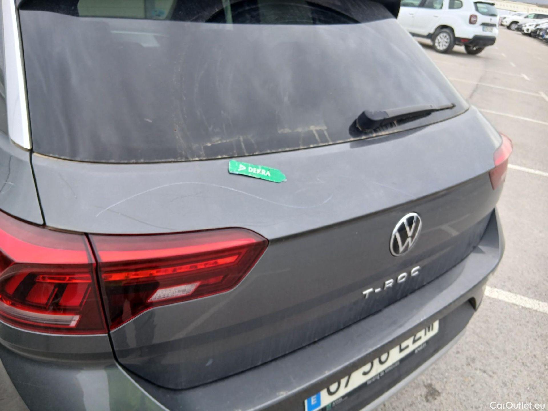  Volkswagen  T-ROC  Life 1.0 TSI 110CV MT6 E6d #33