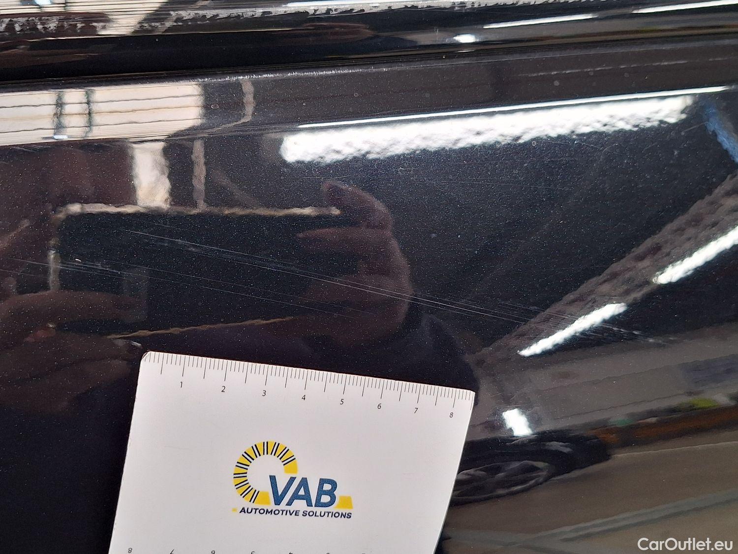  Volvo  XC 40 Volvo, XC40 '17, Volvo XC40 T3 Geartronic R-Design 5d #8