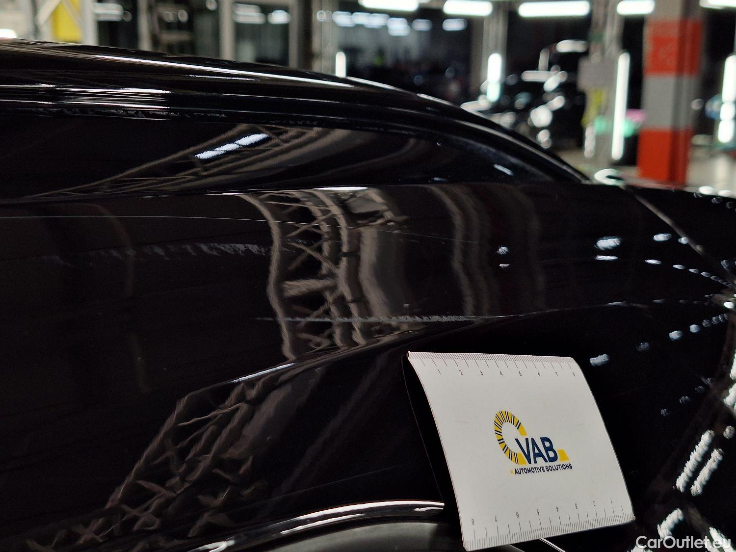  Volvo  XC 40 Volvo, XC40 '17, Volvo XC40 T3 Geartronic R-Design 5d #73