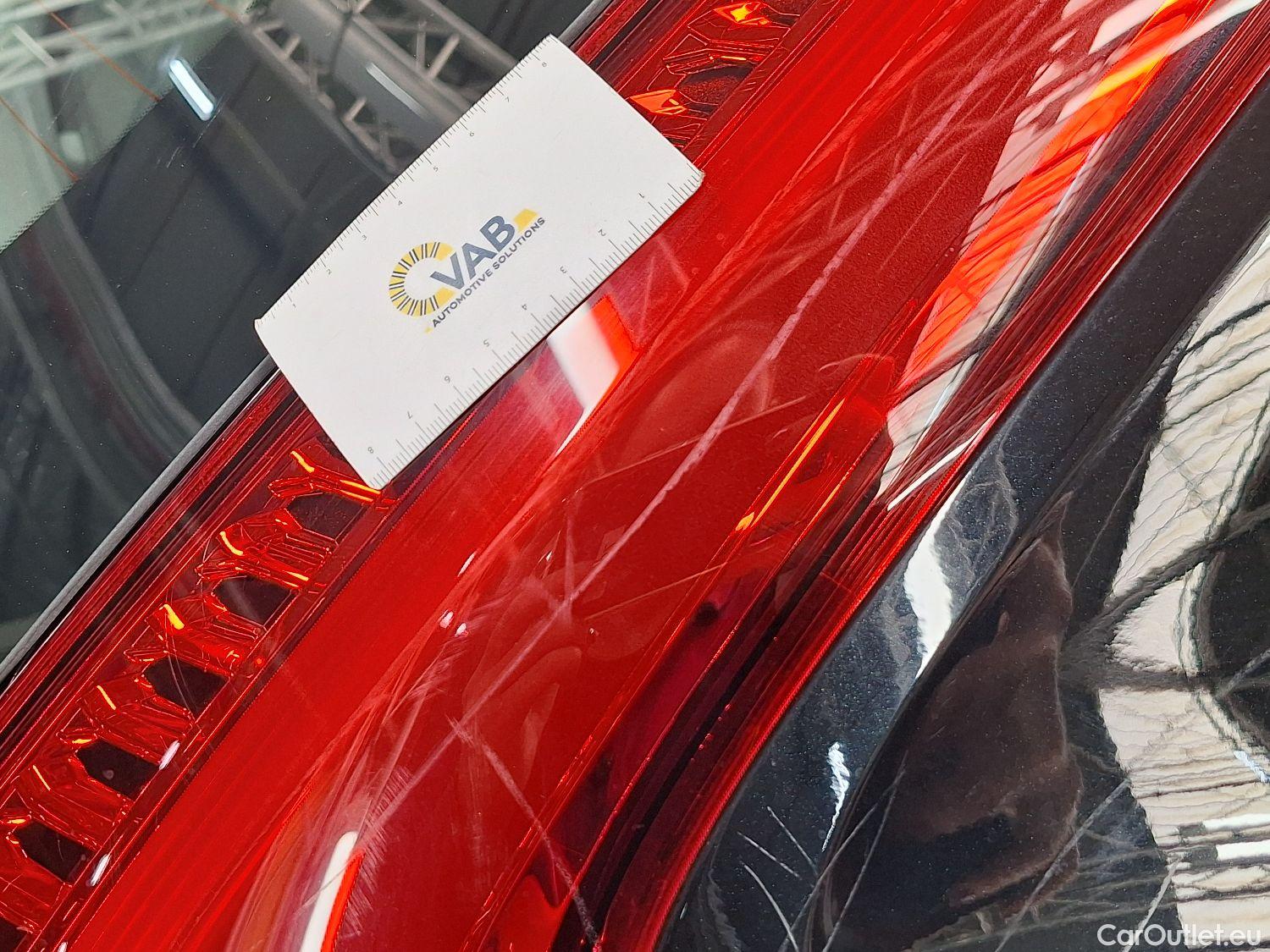  Volvo  XC 40 Volvo, XC40 '17, Volvo XC40 T3 Geartronic R-Design 5d #46