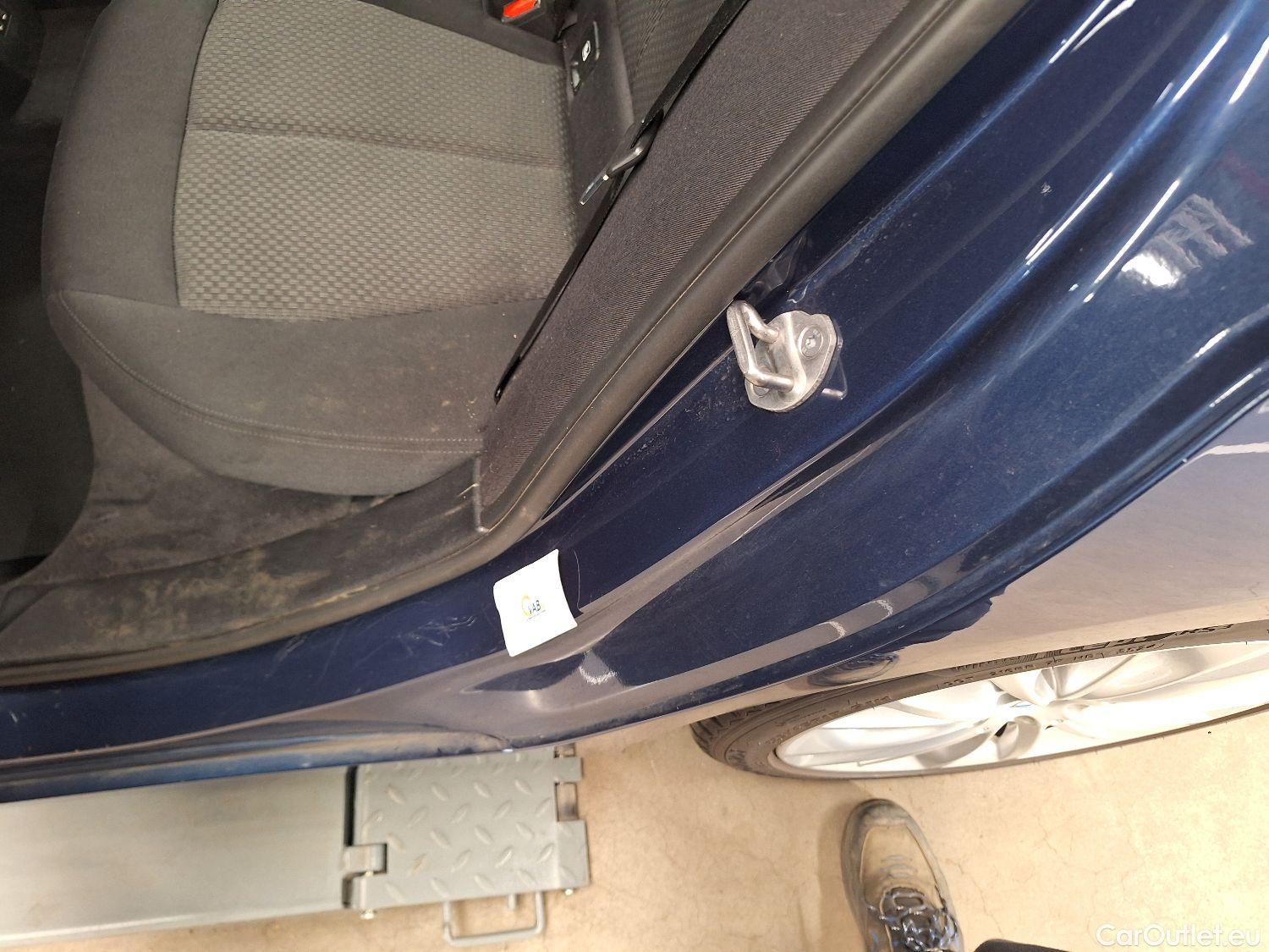  Bmw  Serie 1 BMW, 1-serie '19, BMW 1 Reeks Hatch 120d (140 kW) 5d #50