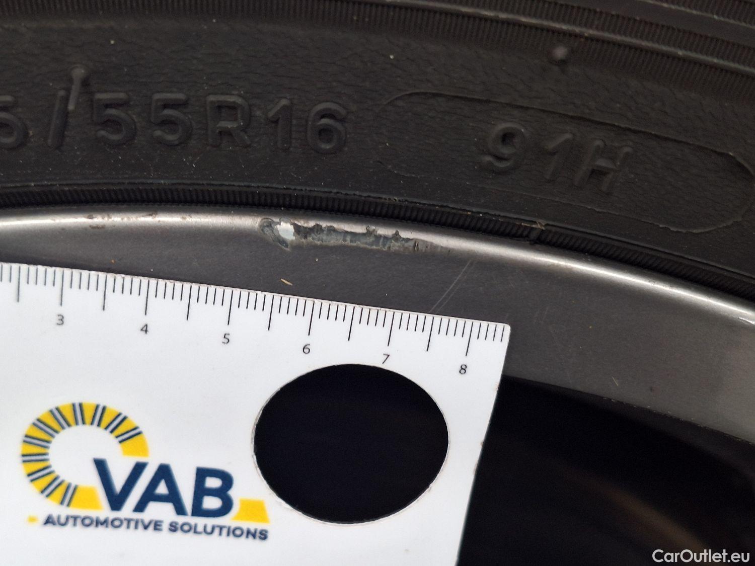  Bmw  Serie 1 BMW, 1-serie '19, BMW 1 Reeks Hatch 118d (110 kW) 5d #53