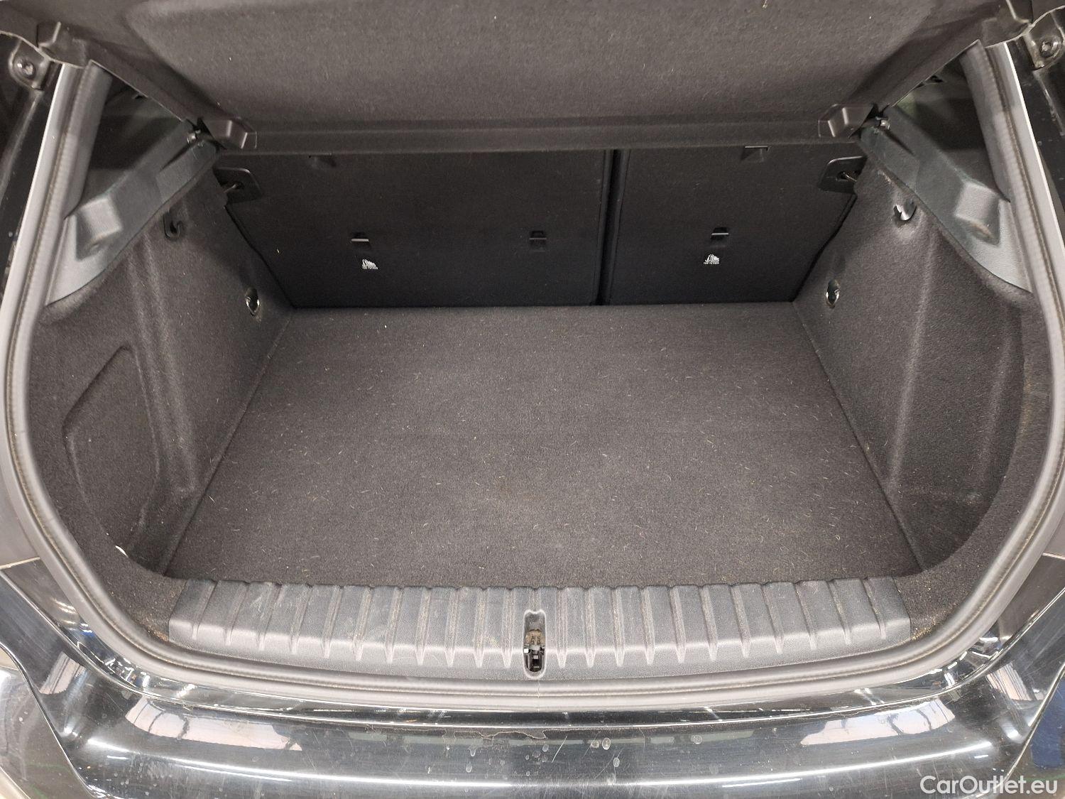  Bmw  Serie 1 BMW, 1-serie '19, BMW 1 Reeks Hatch 116iA (80 kW) 5d #41