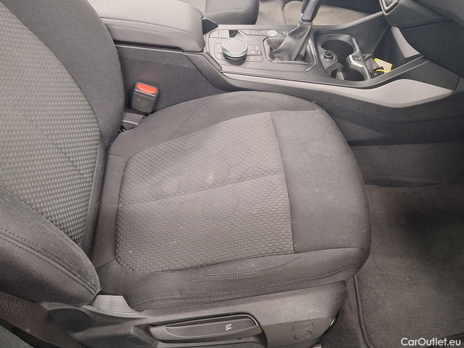  Bmw  Serie 1 BMW, 1-serie '19, BMW 1 Reeks Hatch 118d (110 kW) 5d #34