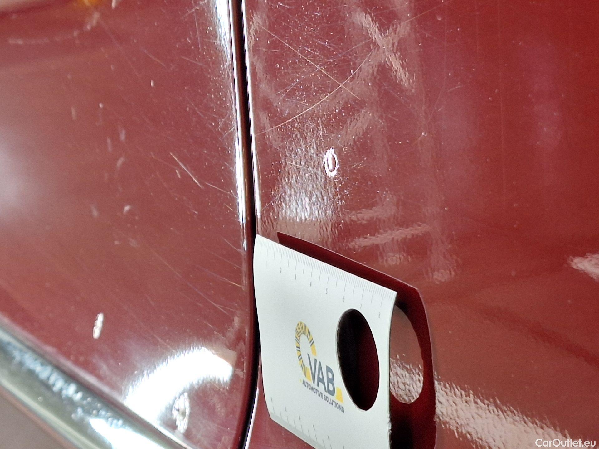  Ford  Mondeo Ford,  5d '14, Ford  2.0TDCi 110kW Vignale 4d #36