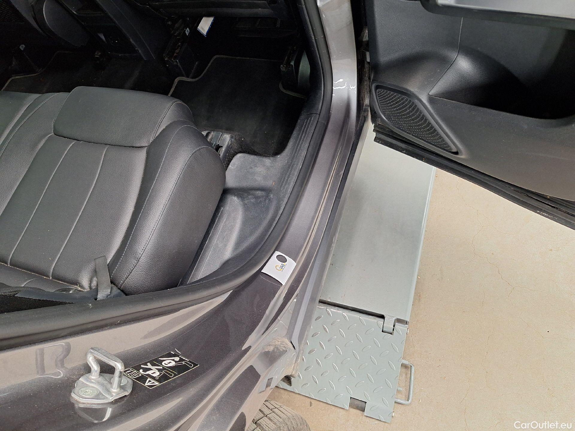  Mercedes  GLB Mercedes,  '19, Mercedes-Benz   180 d Business Solution 5d #13