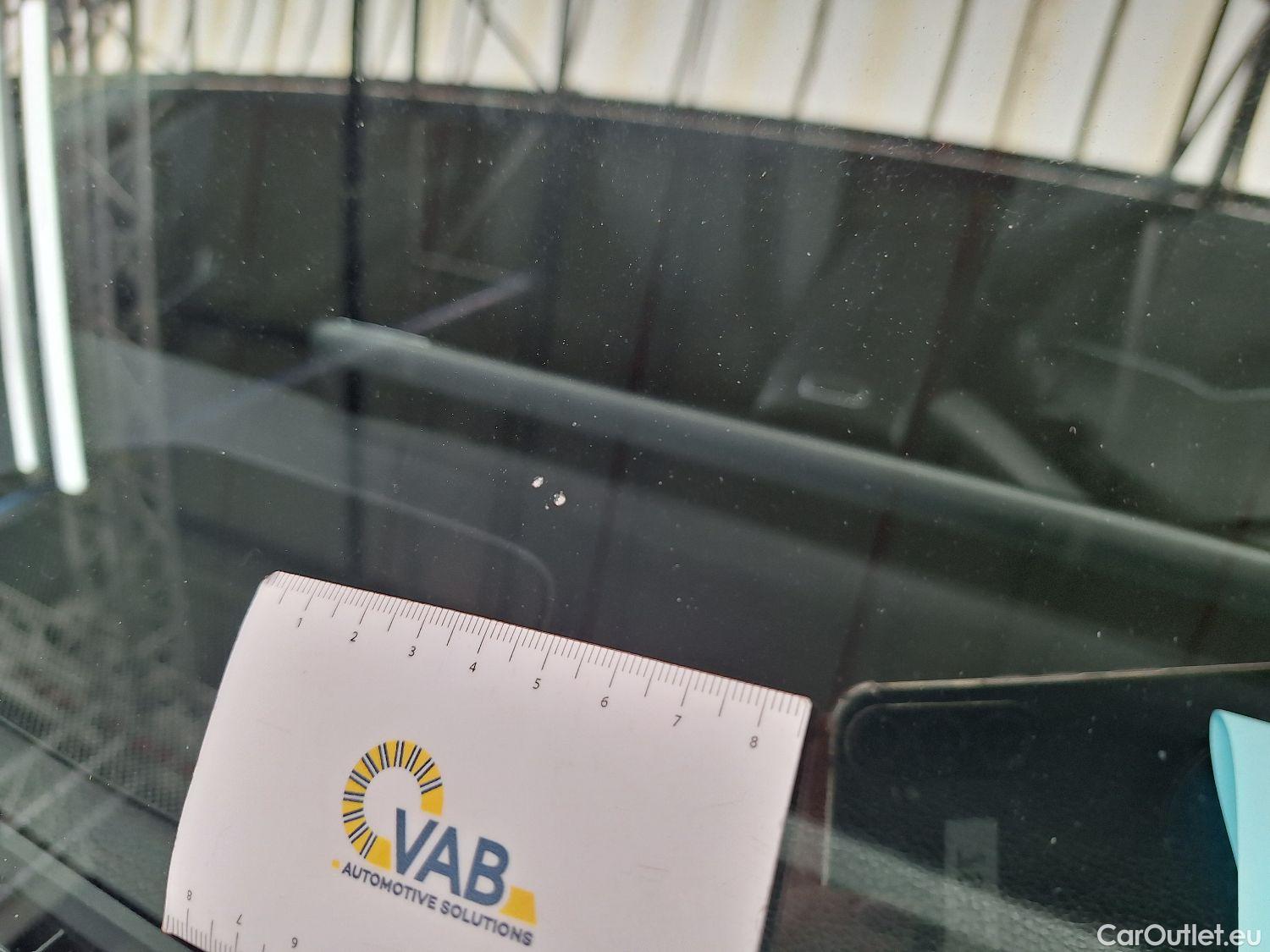  Mercedes  GLB Mercedes,  '19, Mercedes-Benz   220 d 5d 7pl #12