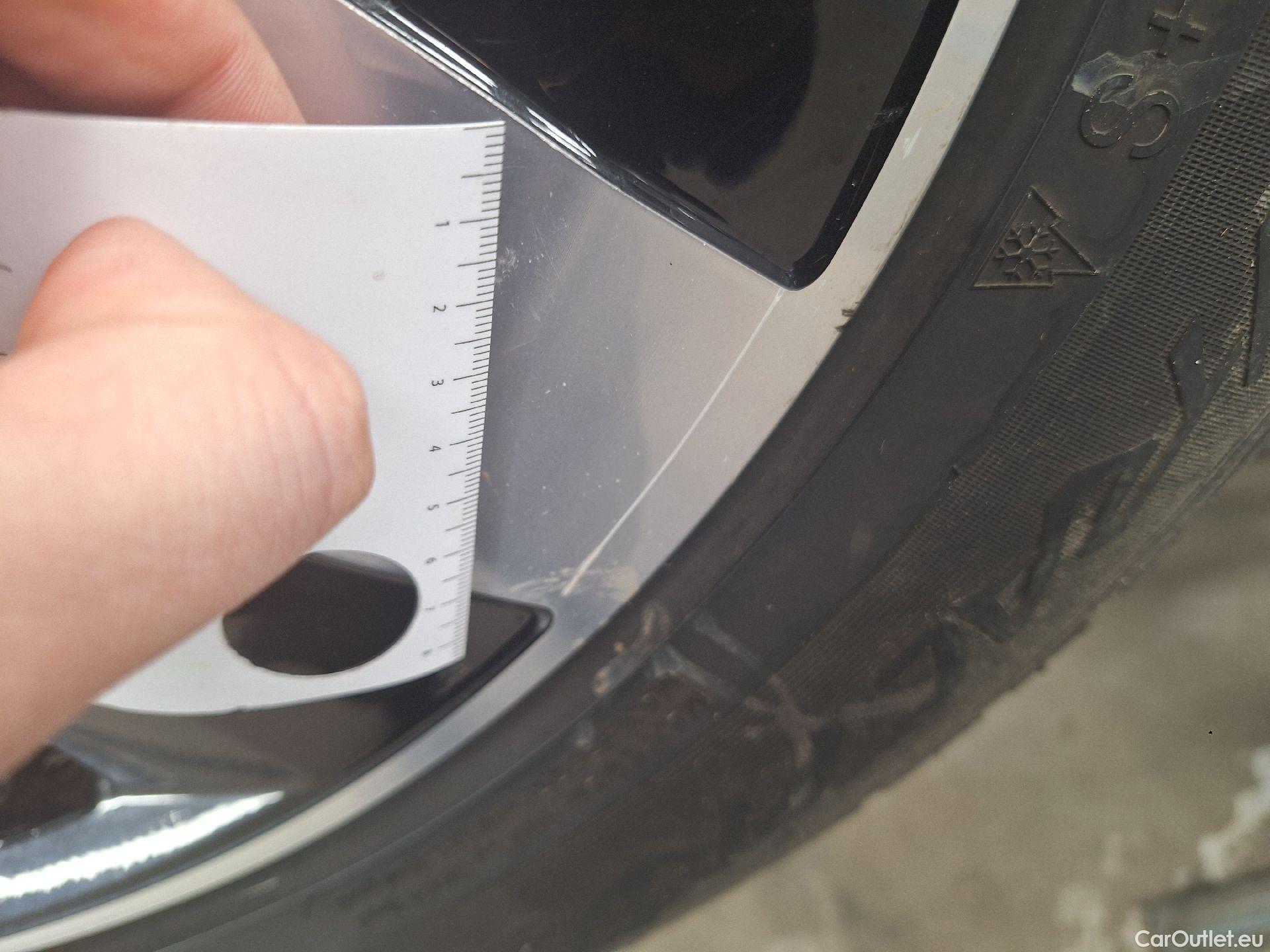  Mercedes  GLB Mercedes,  '19, Mercedes-Benz   180 d Business Solution 5d #34