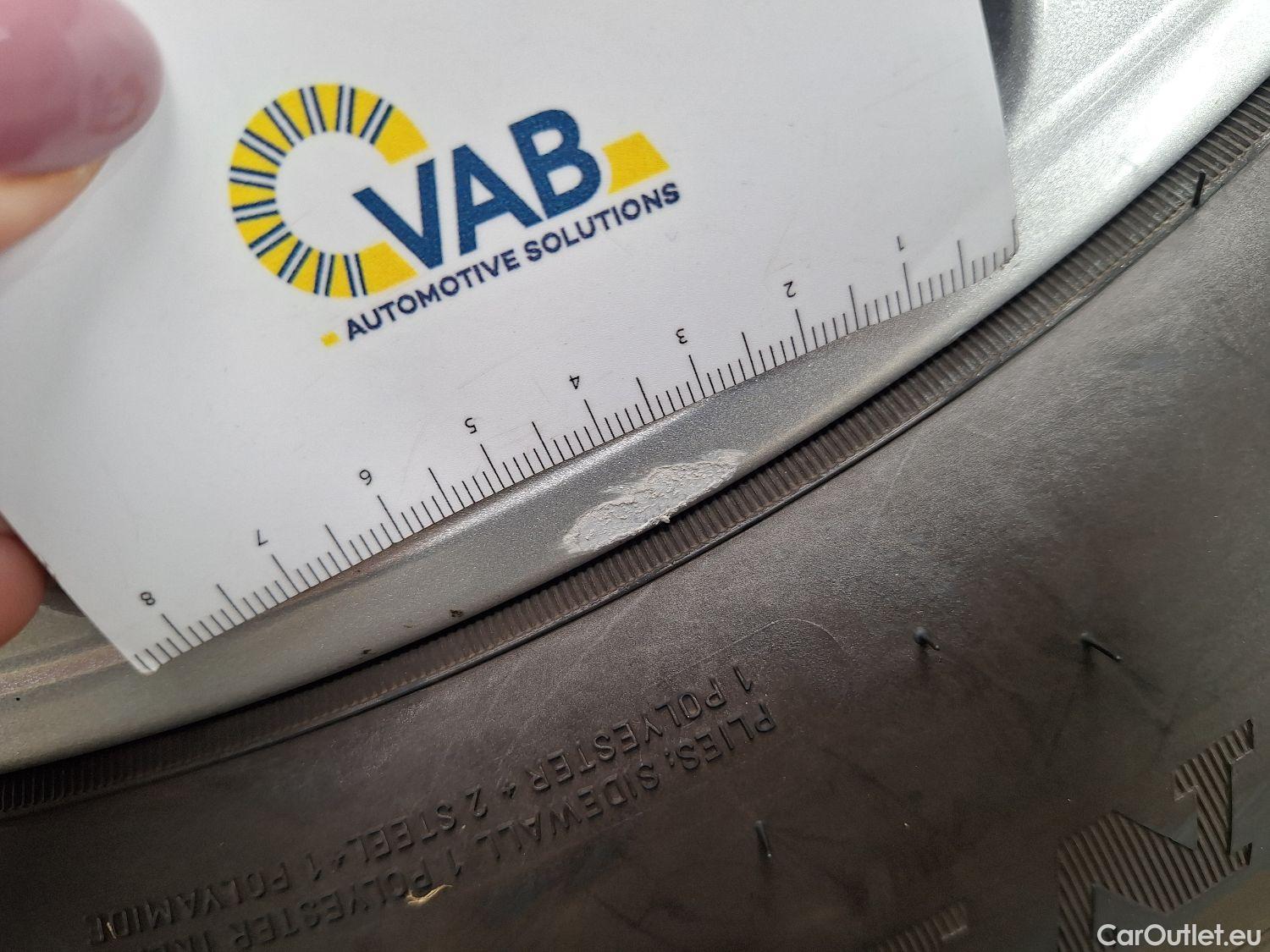  Mercedes  GLB Mercedes,  '19, Mercedes-Benz   220 d 5d 7pl #29