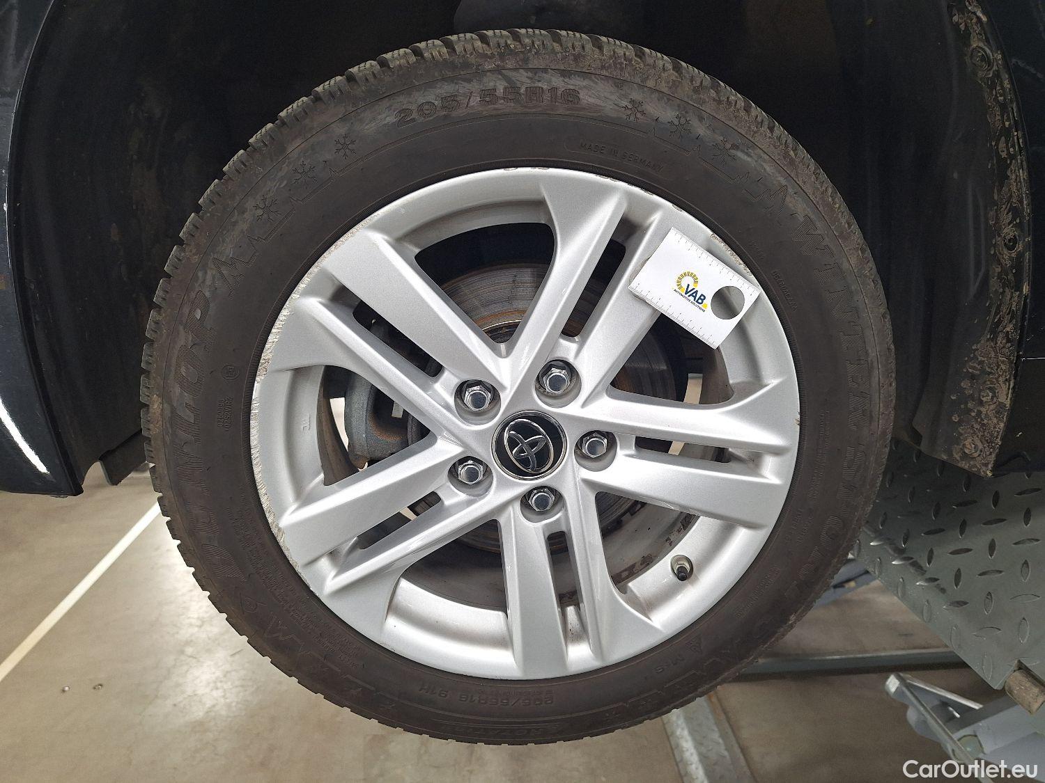  Toyota  Corolla Toyota,  TS '19, Toyota  Touring Sports 1.8 Hybrid Dynamic e #21