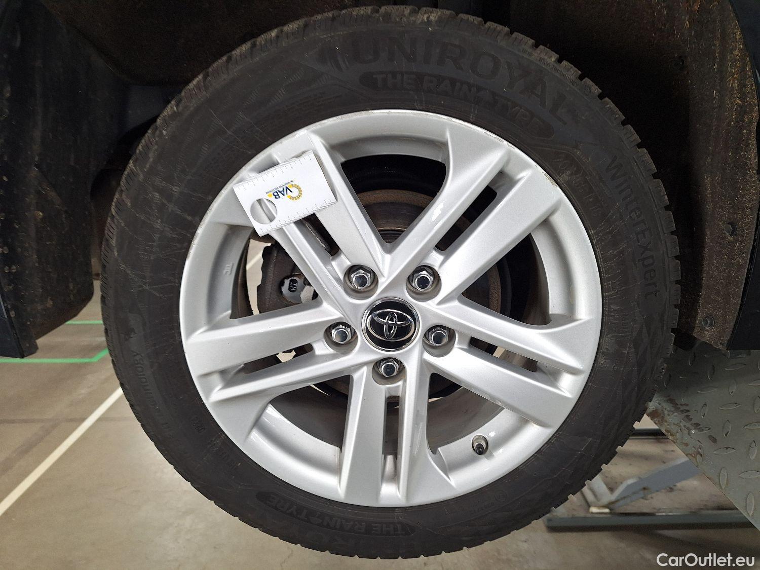  Toyota  Corolla Toyota,  TS '19, Toyota  Touring Sports 1.8 Hybrid Dynamic e #14