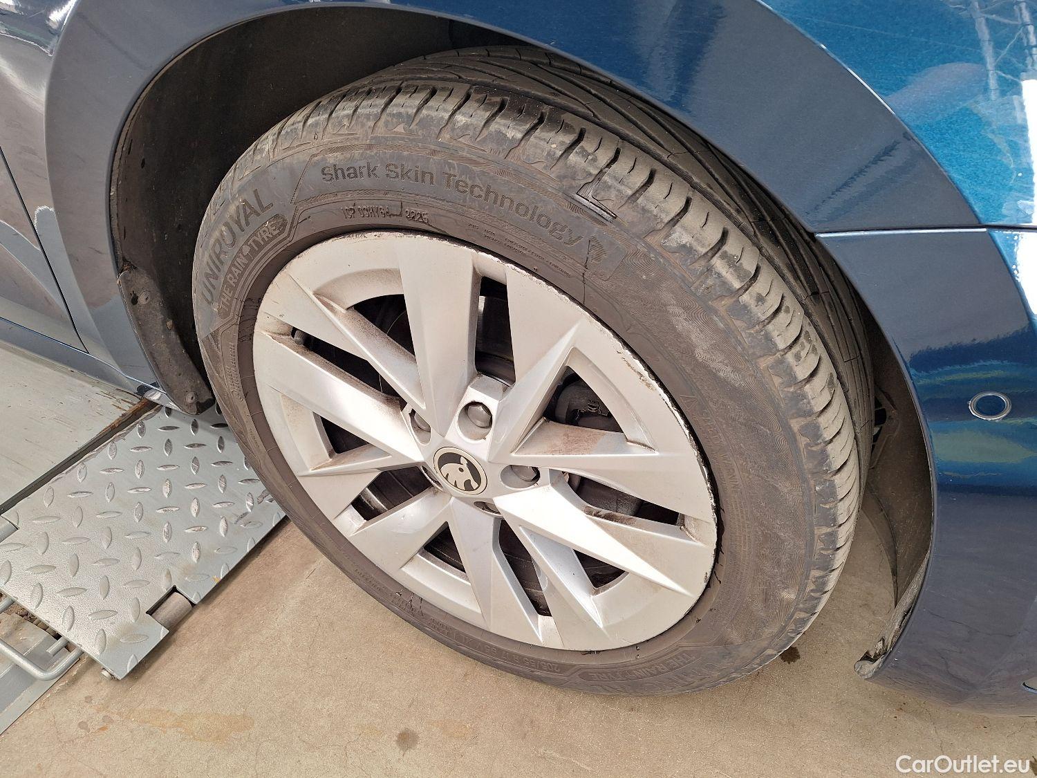  Skoda  Octavia Skoda,  Combi '20, Skoda  Combi 1.5 TSI 110kW Style 5d #78