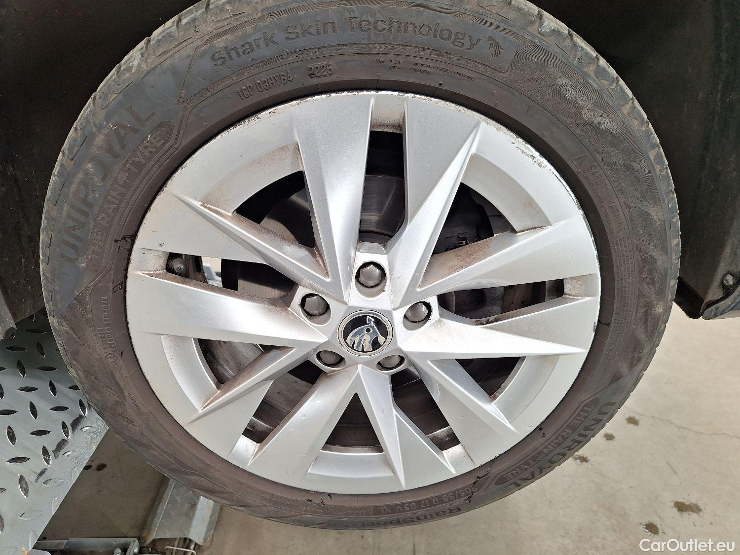  Skoda  Octavia Skoda,  Combi '20, Skoda  Combi 1.5 TSI 110kW Style 5d #1