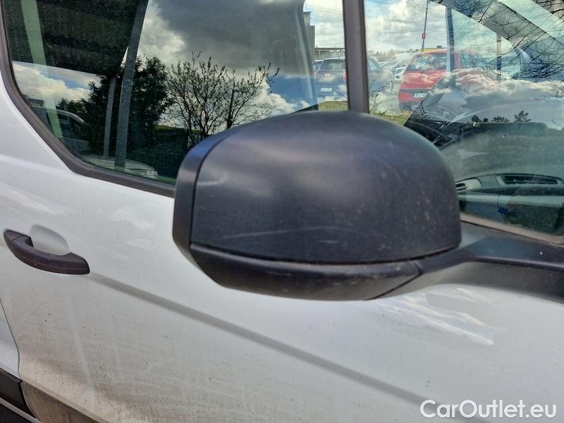  Ford  Transit Connect  (2013) Tr.Con.1.5EBl 74 Trend L2 4d #37