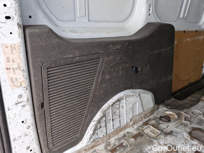  Ford  Transit Connect  (2013) Tr.Con.1.5EBl 74 Trend L2 4d #23