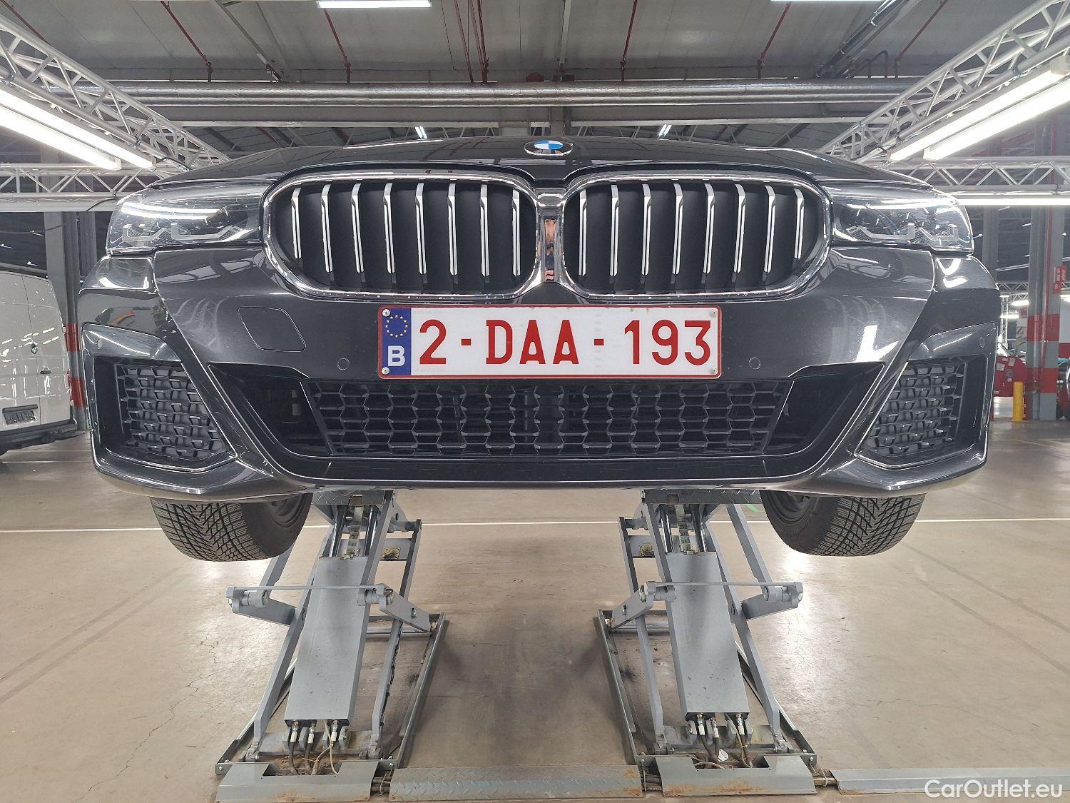  Bmw  Serie 5 BMW, 5-serie To FL'20, BMW 5 Reeks Touring 518d Aut. (110 kW) 5d #3