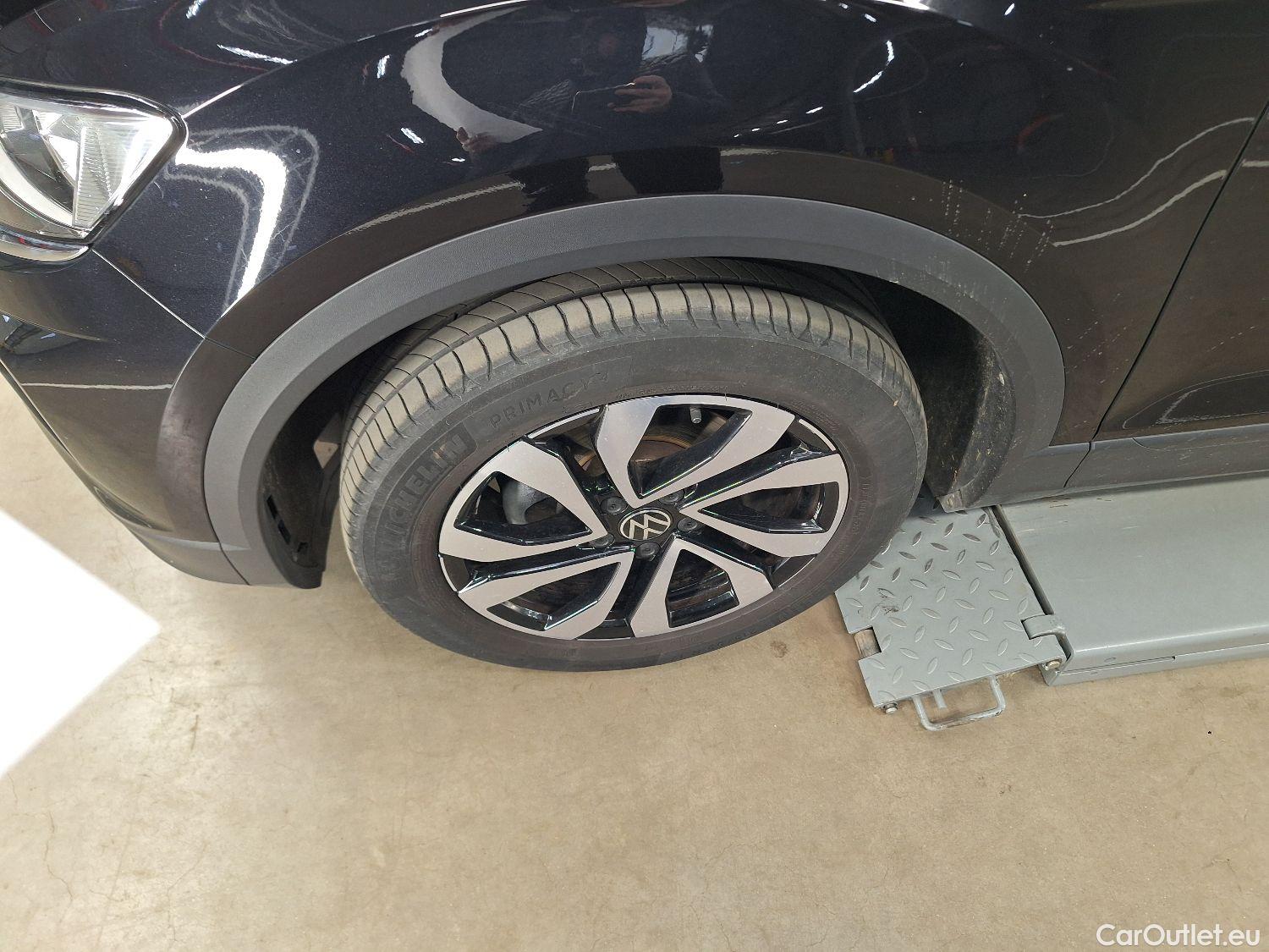  Volkswagen  T-ROC VW,  '17, Volkswagen  2.0 TDI 85kW Active 5d #52