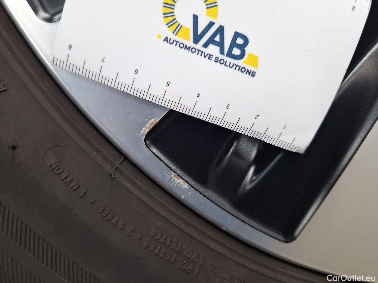  Mercedes  A-Klasse Mercedes, A-Class Berline '18, Mercedes-Benz  Limousine A 180d Business S #21