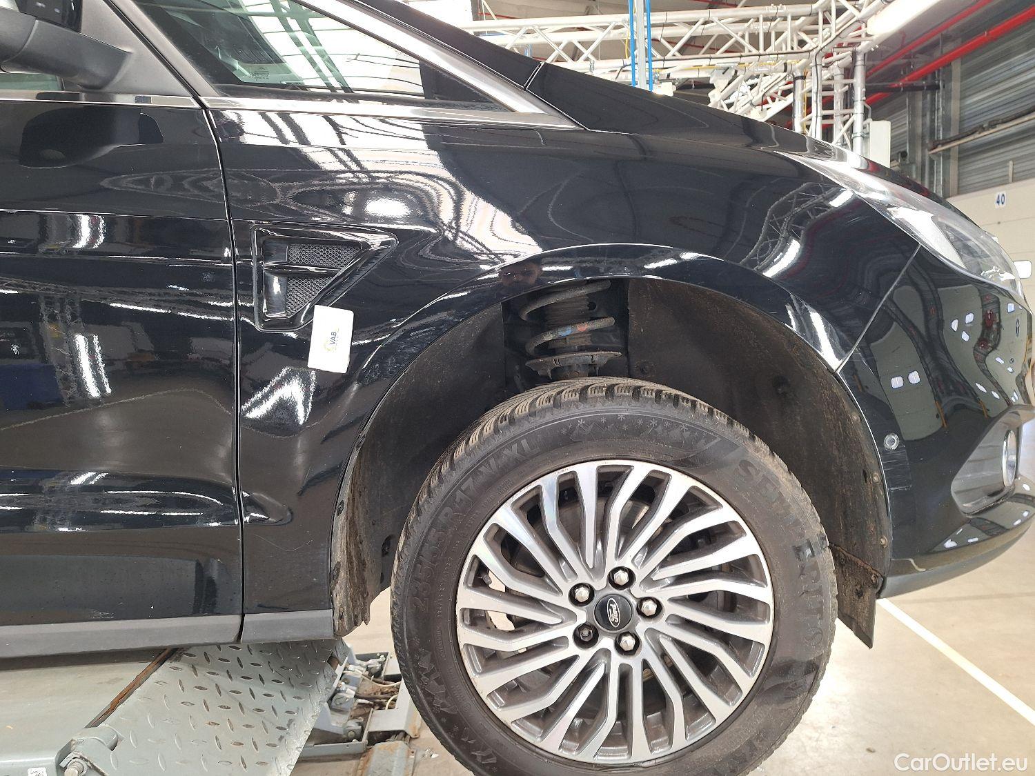  Ford  S-Max Ford,  '15, Ford  1.5i EcoBoost 121kW S/S Titanium 5d #19