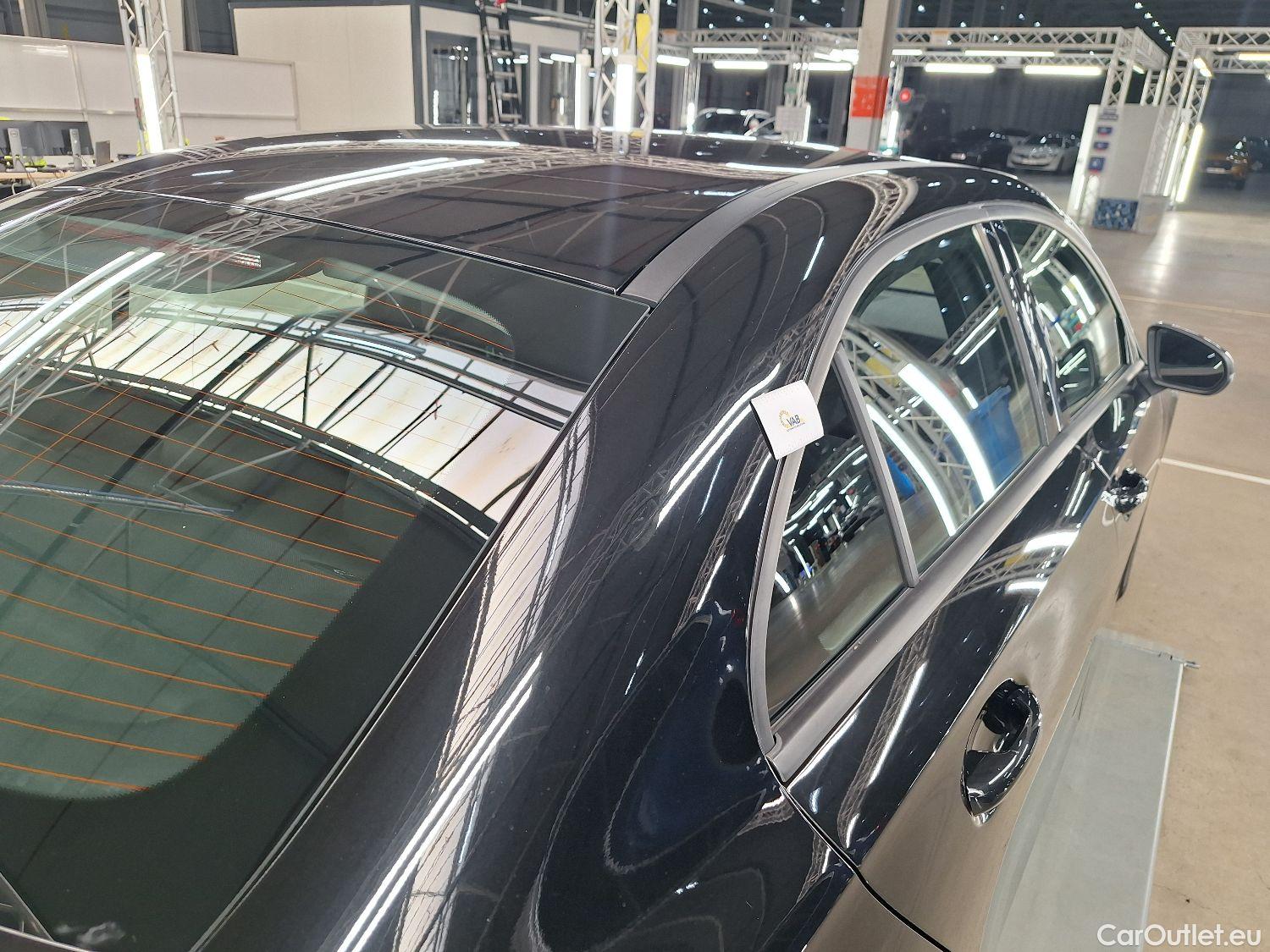  Mercedes  A-Klasse Mercedes, A-Class Berline '18, Mercedes-Benz  Limousine A 180d Business S #47