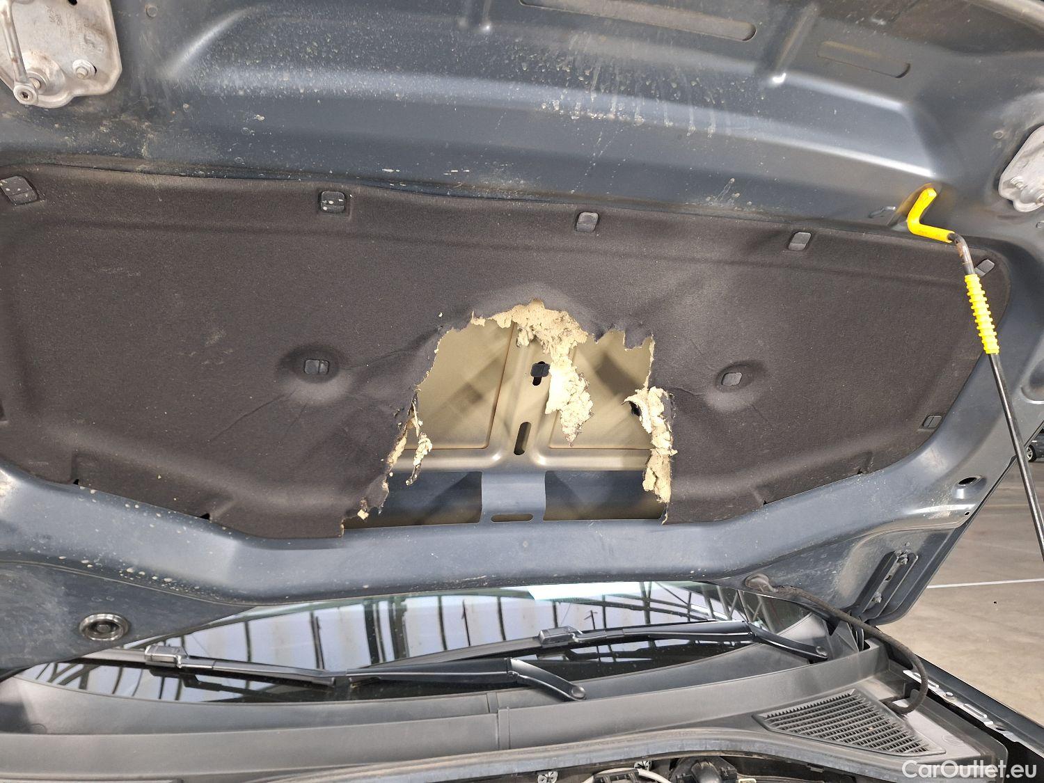  Volkswagen  T-ROC VW,  '17, Volkswagen  2.0 TDI 85kW Active 5d #48