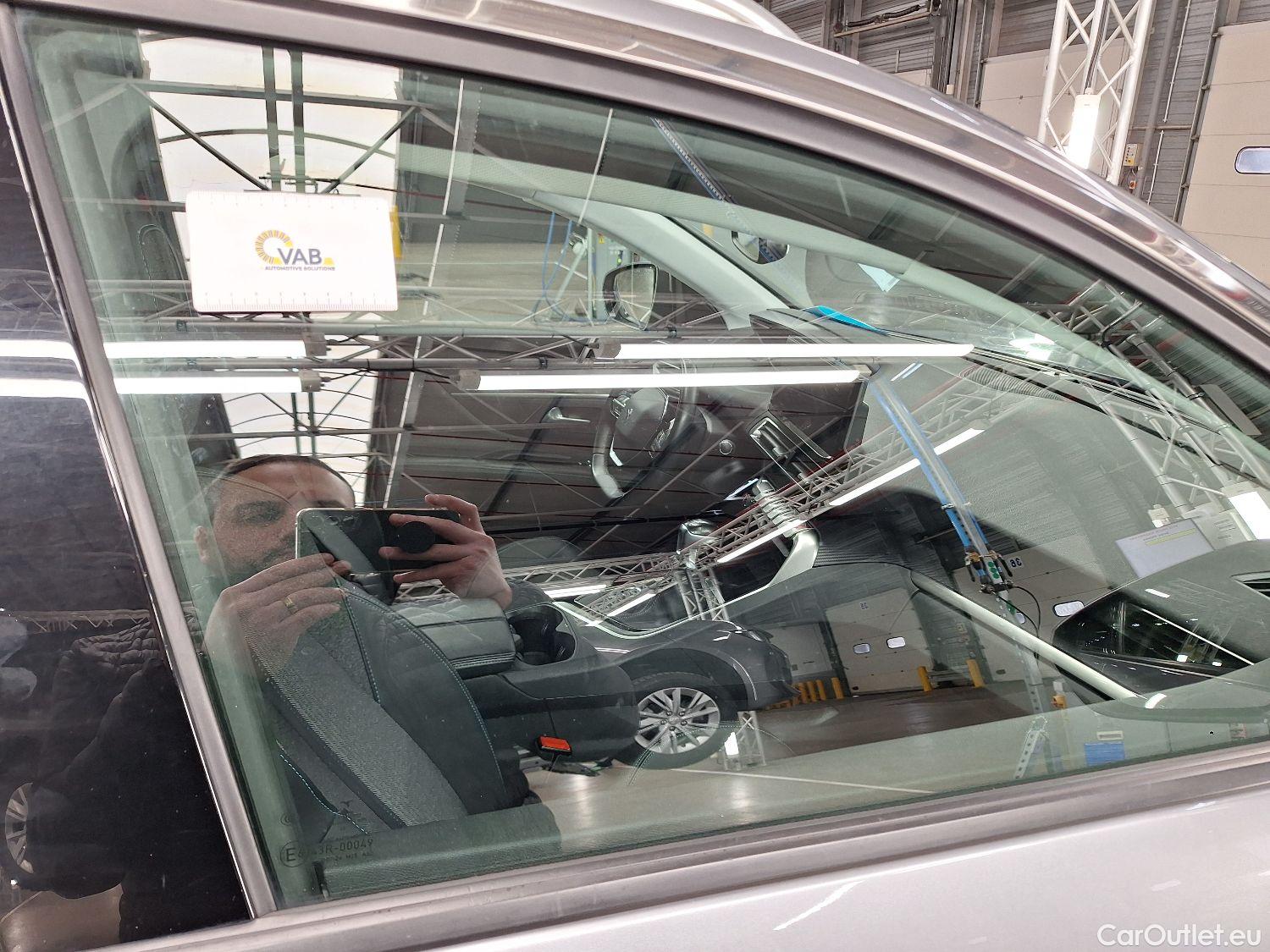  Peugeot  5008 Peugeot,  FL'20, Peugeot  1.5 BlueHDi 96kW S&S Allure 5d #36