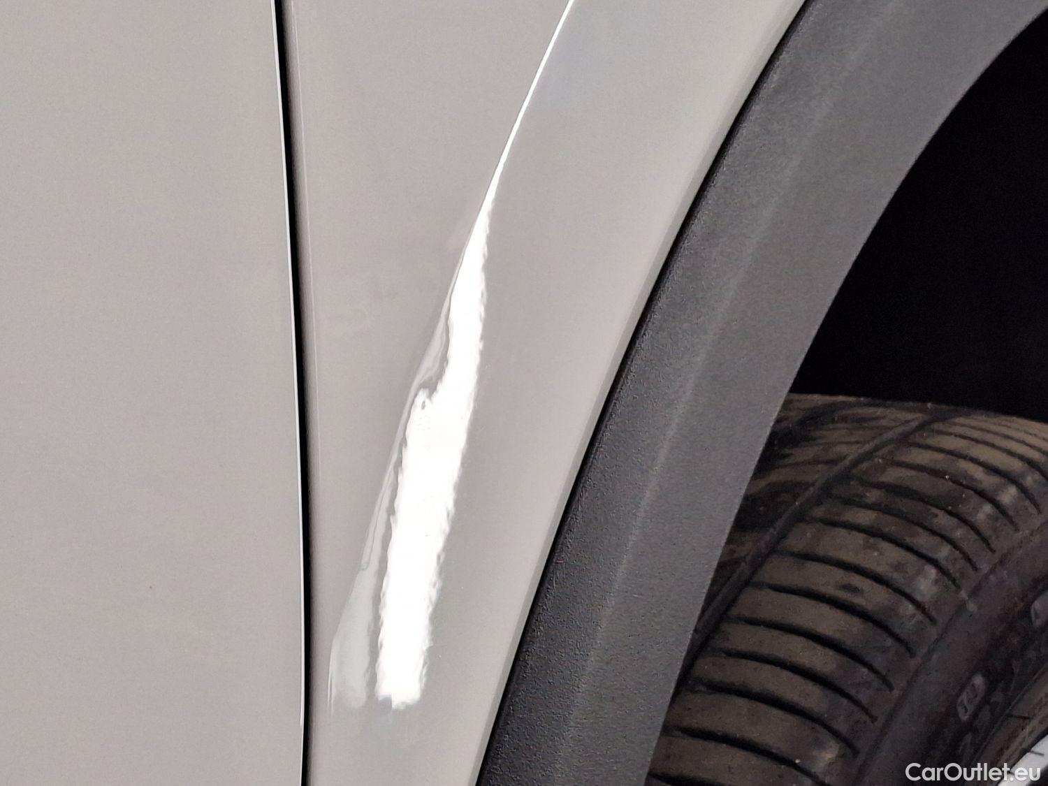  MG  EHS MG,  '20 PHEV, MG  1.5T Luxury 5d #10