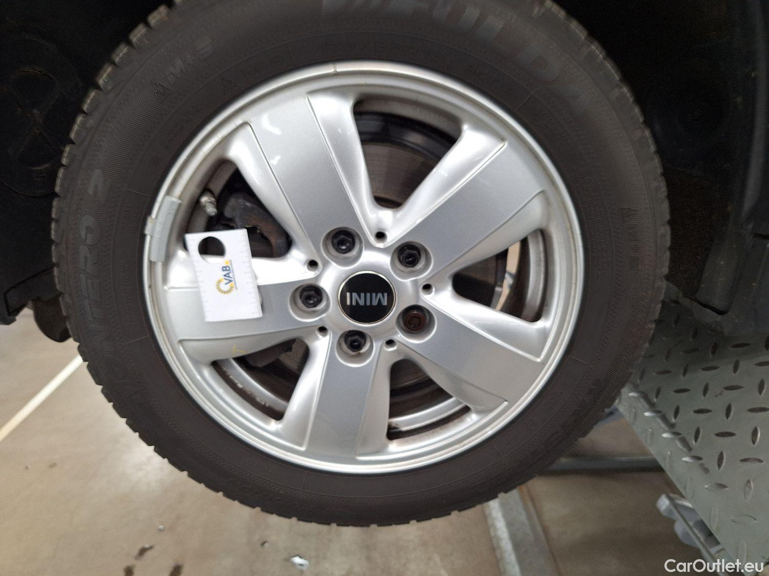  Mini  Cooper MINI, Mini 5d '14, Mini 5 door One 5d #13