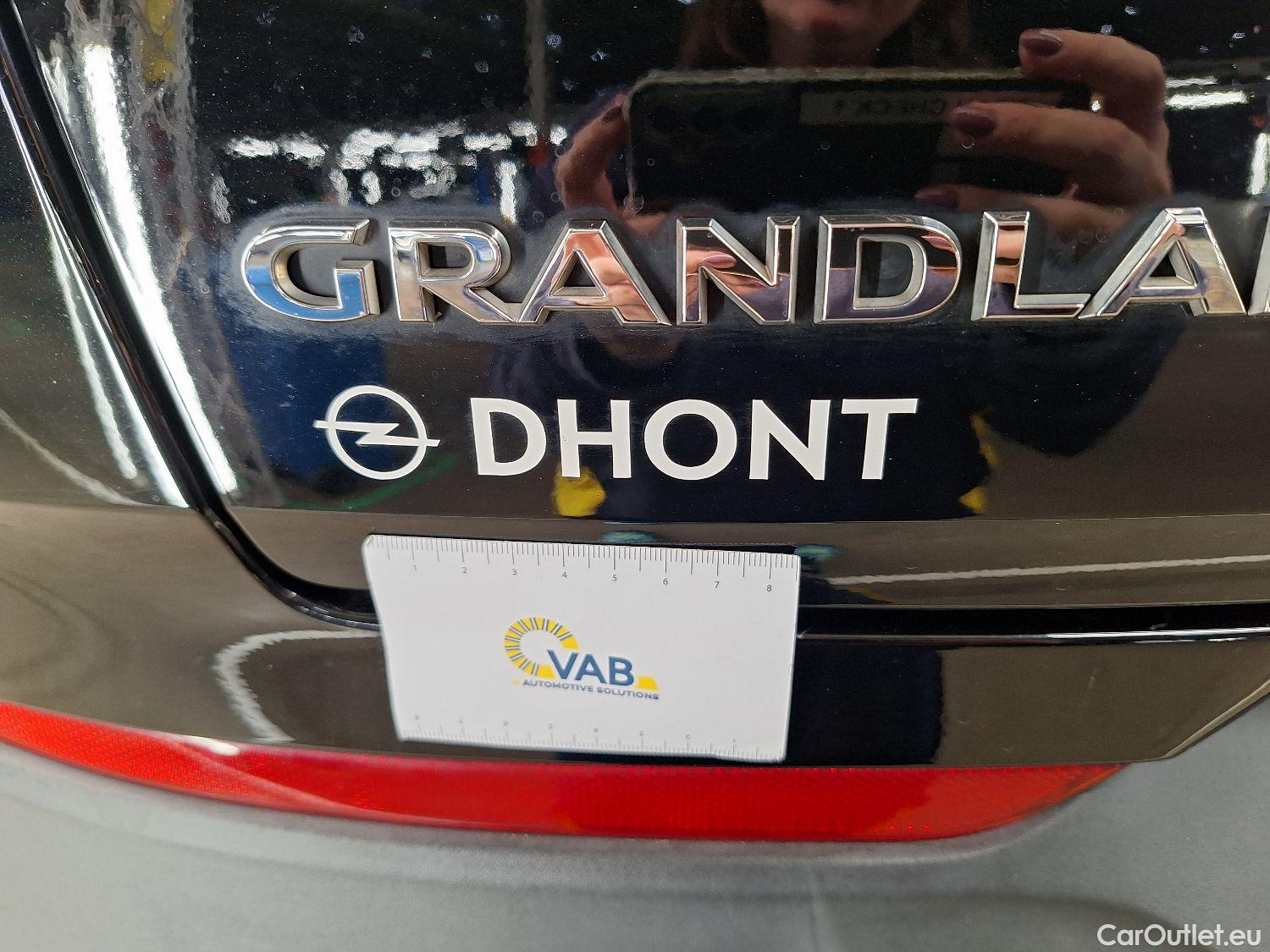  Opel   Grandland X Opel, '17, Opel 1.5 Turbo D D S/S AT8 Edition 5d #16