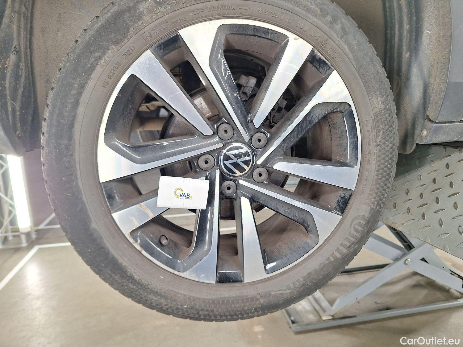  Volkswagen  T-ROC VW,  '17, Volkswagen  1.5 TSI United 5d #8