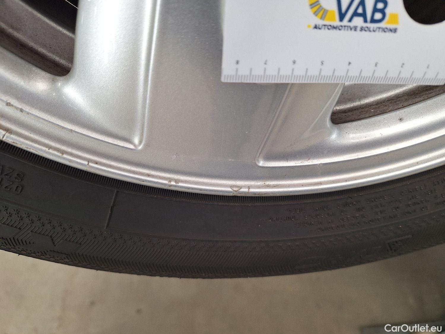  Mini  Cooper MINI, Mini 5d '14, Mini 5 door One 5d #10