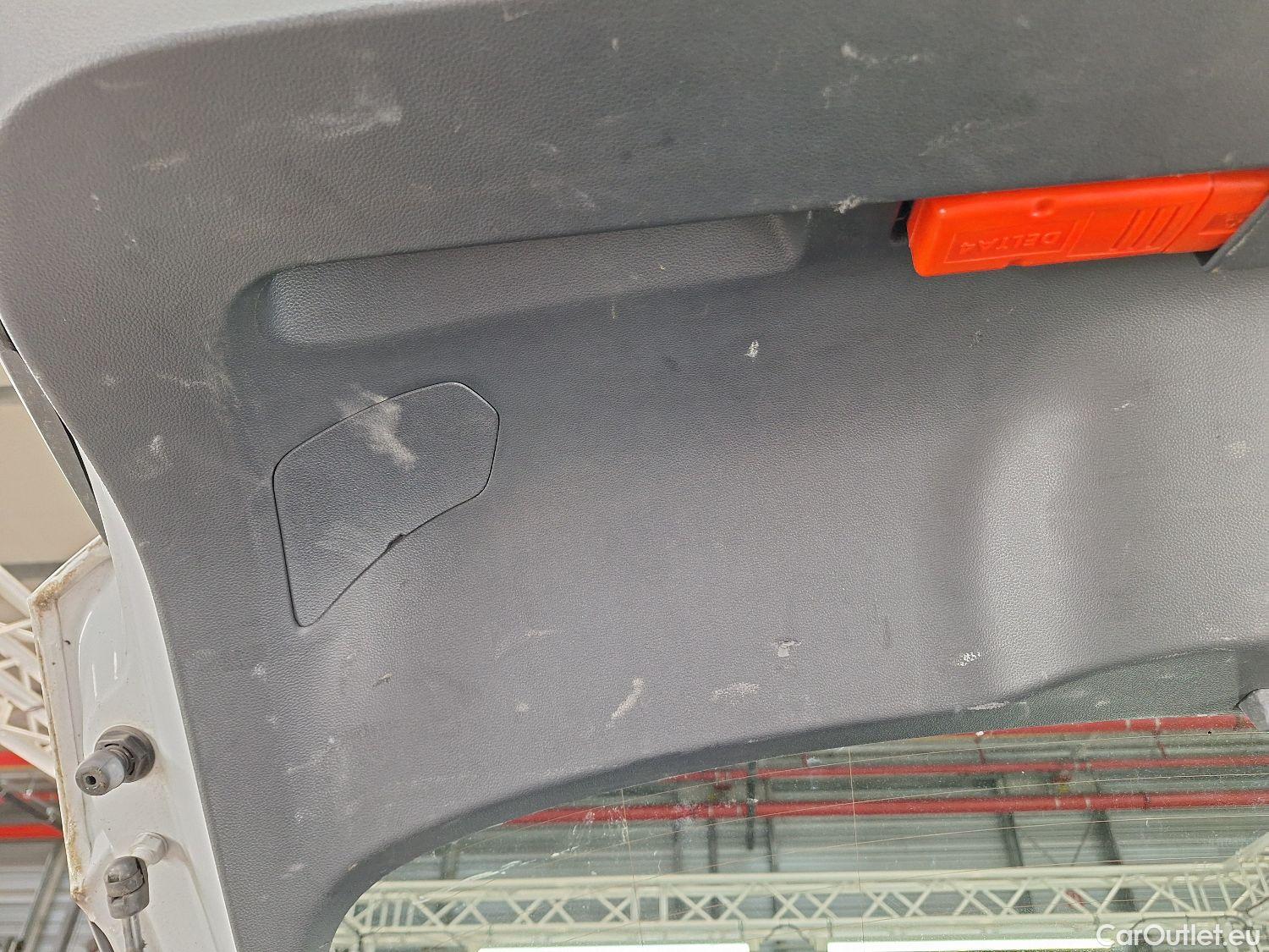  Volkswagen  T-ROC VW,  '17, Volkswagen  1.5 TSI United 5d #52