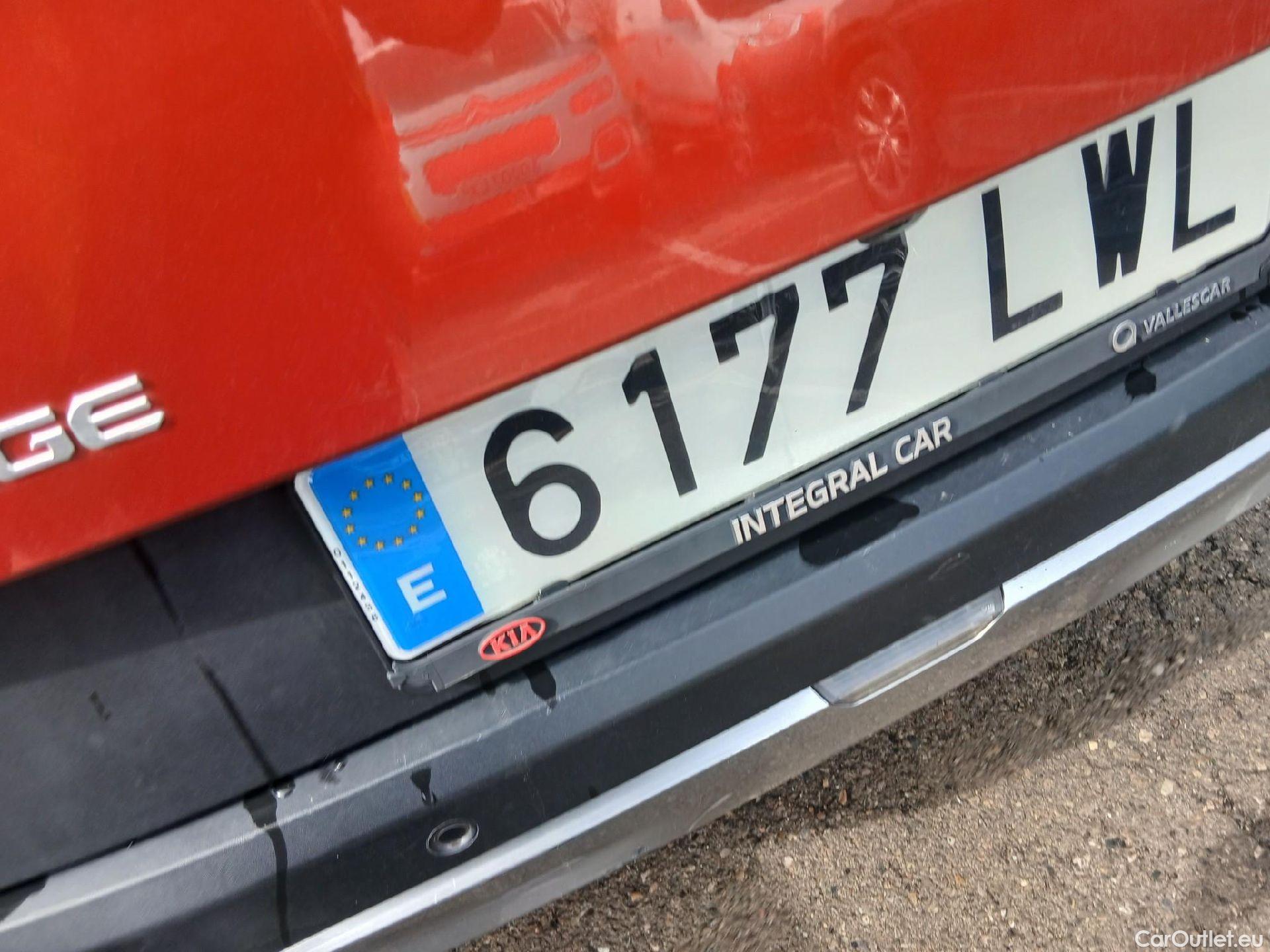  KIA  Sportage KIA  / 2022 / 5P / todoterreno 1.6 T-GDi MHEV 112kW (150CV) Drive 4X2 #19