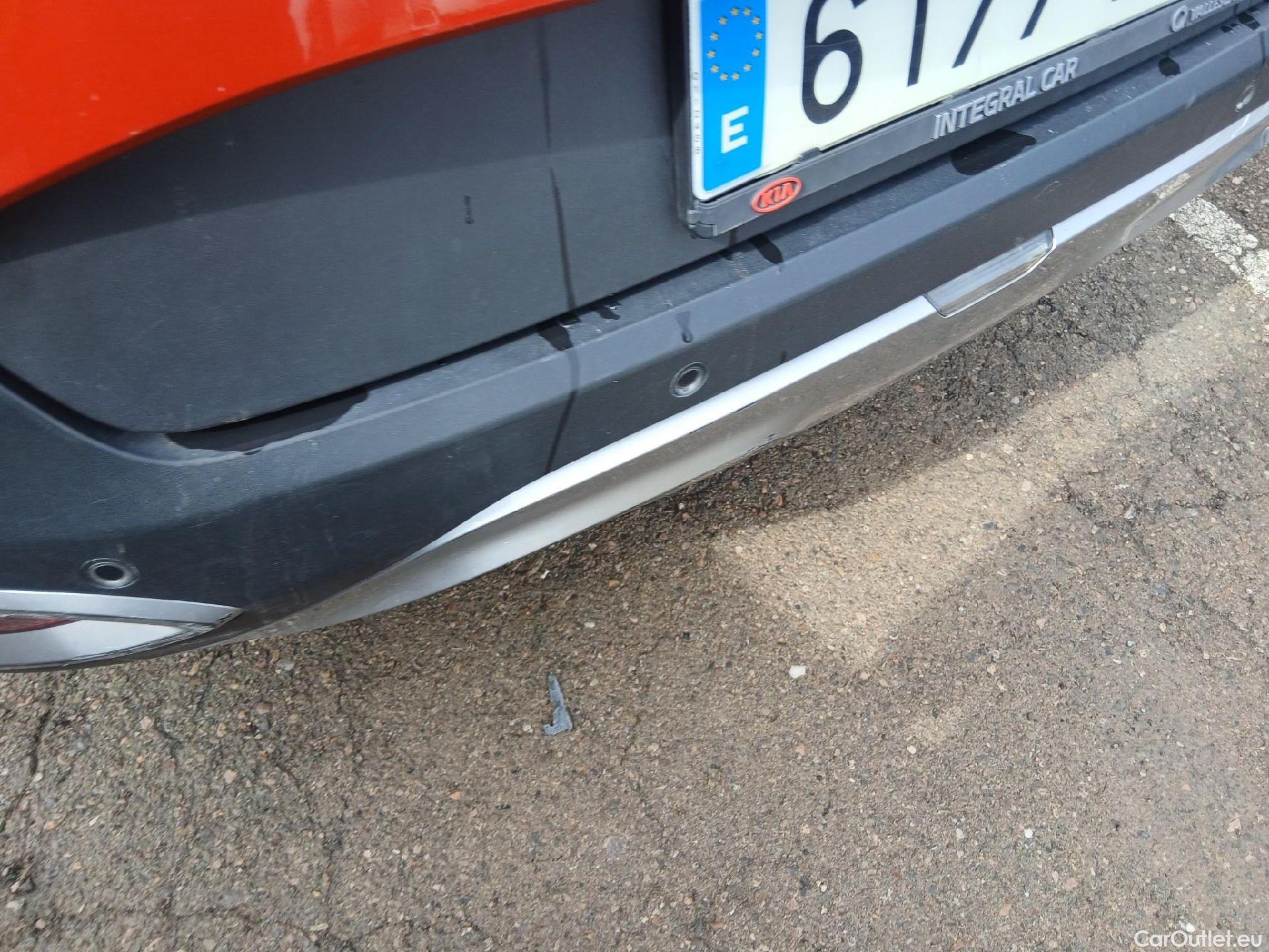  KIA  Sportage KIA  / 2022 / 5P / todoterreno 1.6 T-GDi MHEV 112kW (150CV) Drive 4X2 #15