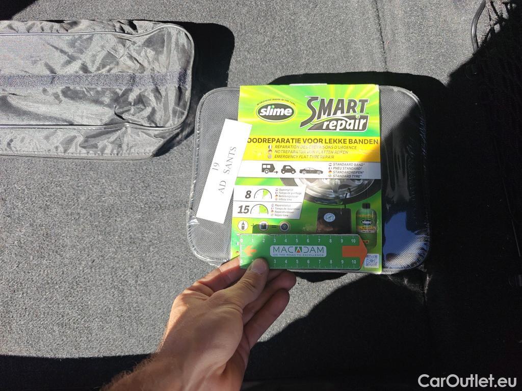  Bmw  Serie 3 BMW  / 2018 / 4P / sedán 320d Auto. #37