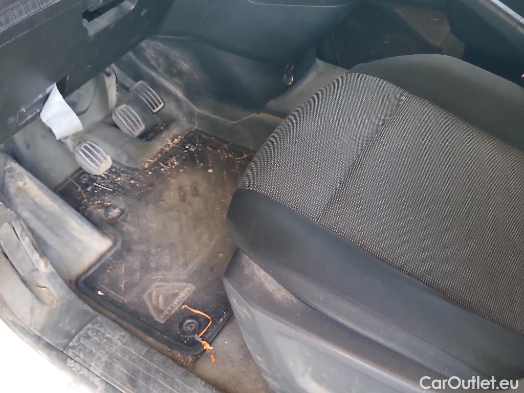  Citroen  Berlingo CITROEN  / 2018 / 3P / furgón derivado de turismo Talla M BlueHDi 100 CONTROL #20