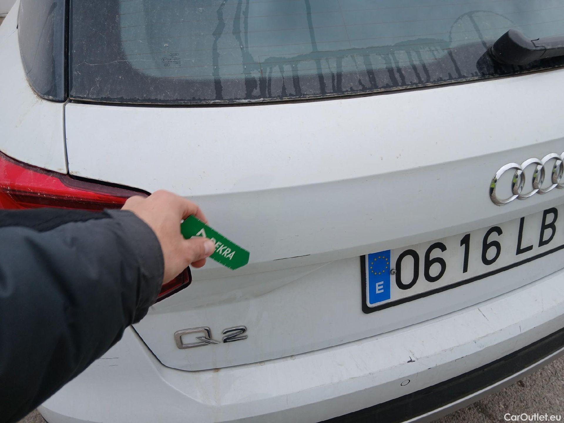  Audi  Q2 AUDI  / 2016 / 5P / todoterreno Design 30 TFSI 85kW (116CV) #6