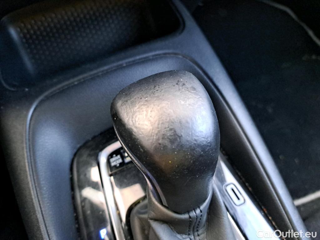  Toyota  Corolla TOYOTA  / 2019 / 5P / familiar 1.8 125H ACTIVE TECH E-CVT TOU SPORT #29