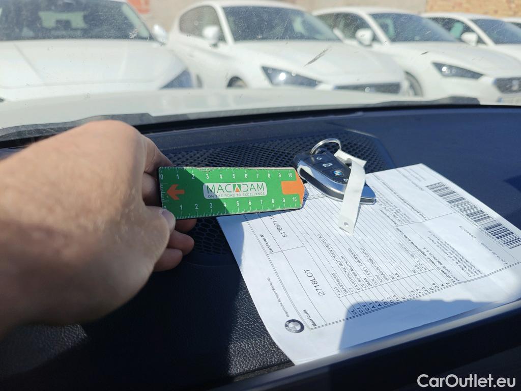  Bmw  Serie 3 BMW  / 2018 / 4P / sedán 320d Auto. #1