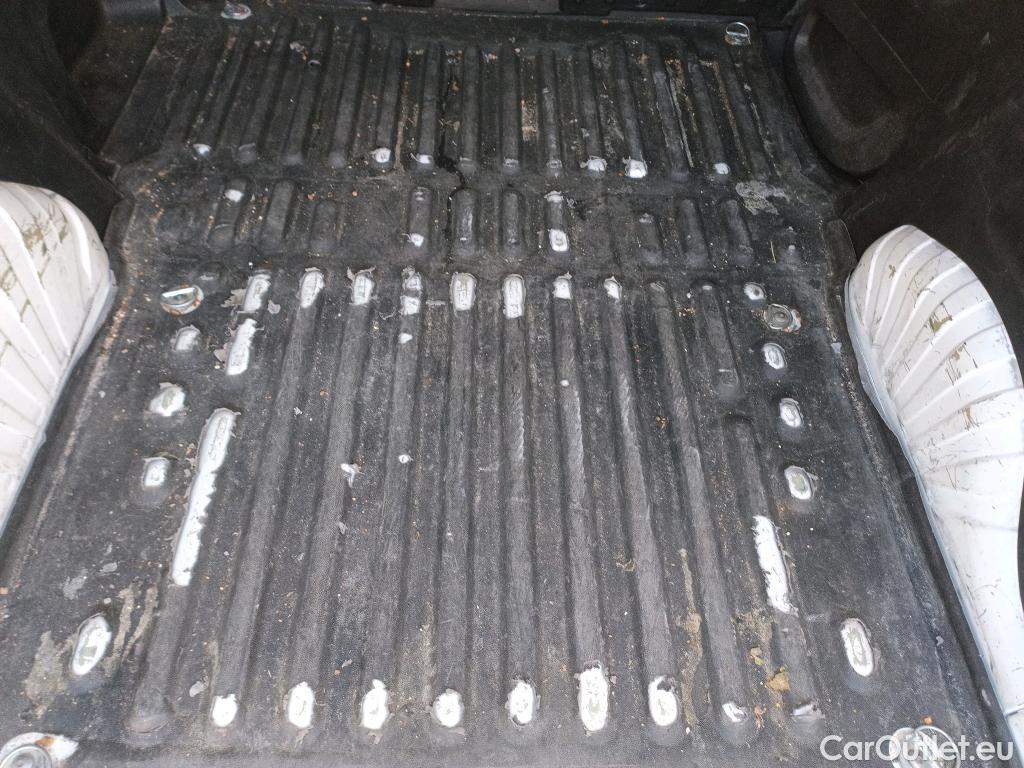  Peugeot  Partner PEUGEOT  / 2018 / 3P / furgón derivado de turismo Pro Standard 600kg BlueHDi 73kW (AC) #2