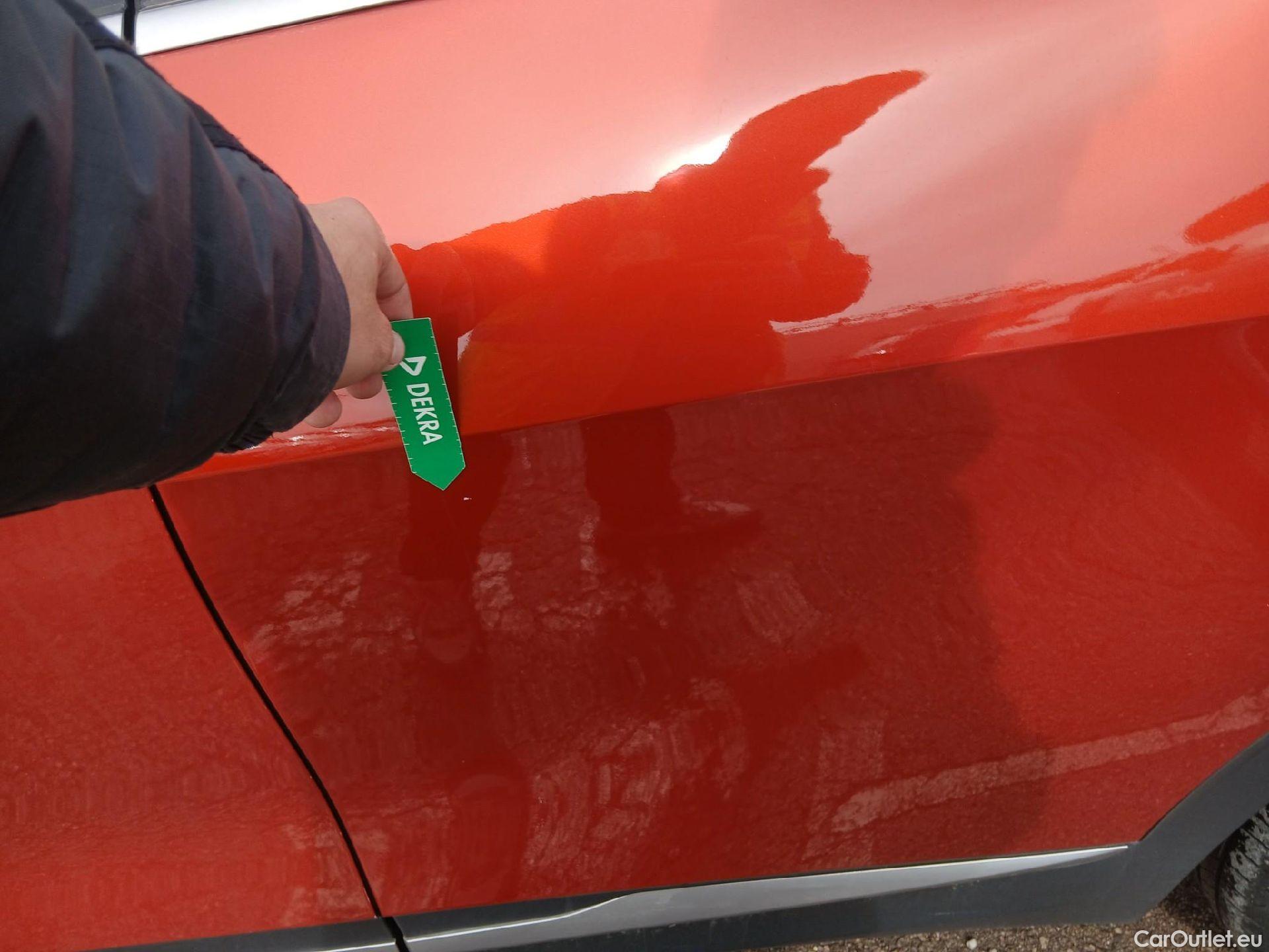  KIA  Sportage KIA  / 2022 / 5P / todoterreno 1.6 T-GDi MHEV 112kW (150CV) Drive 4X2 #11