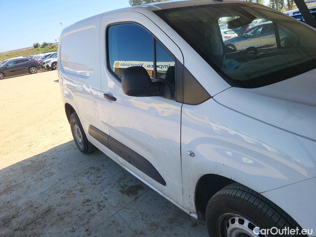  Citroen  Berlingo CITROEN  / 2018 / 3P / furgón derivado de turismo Talla M BlueHDi 100 CONTROL #8