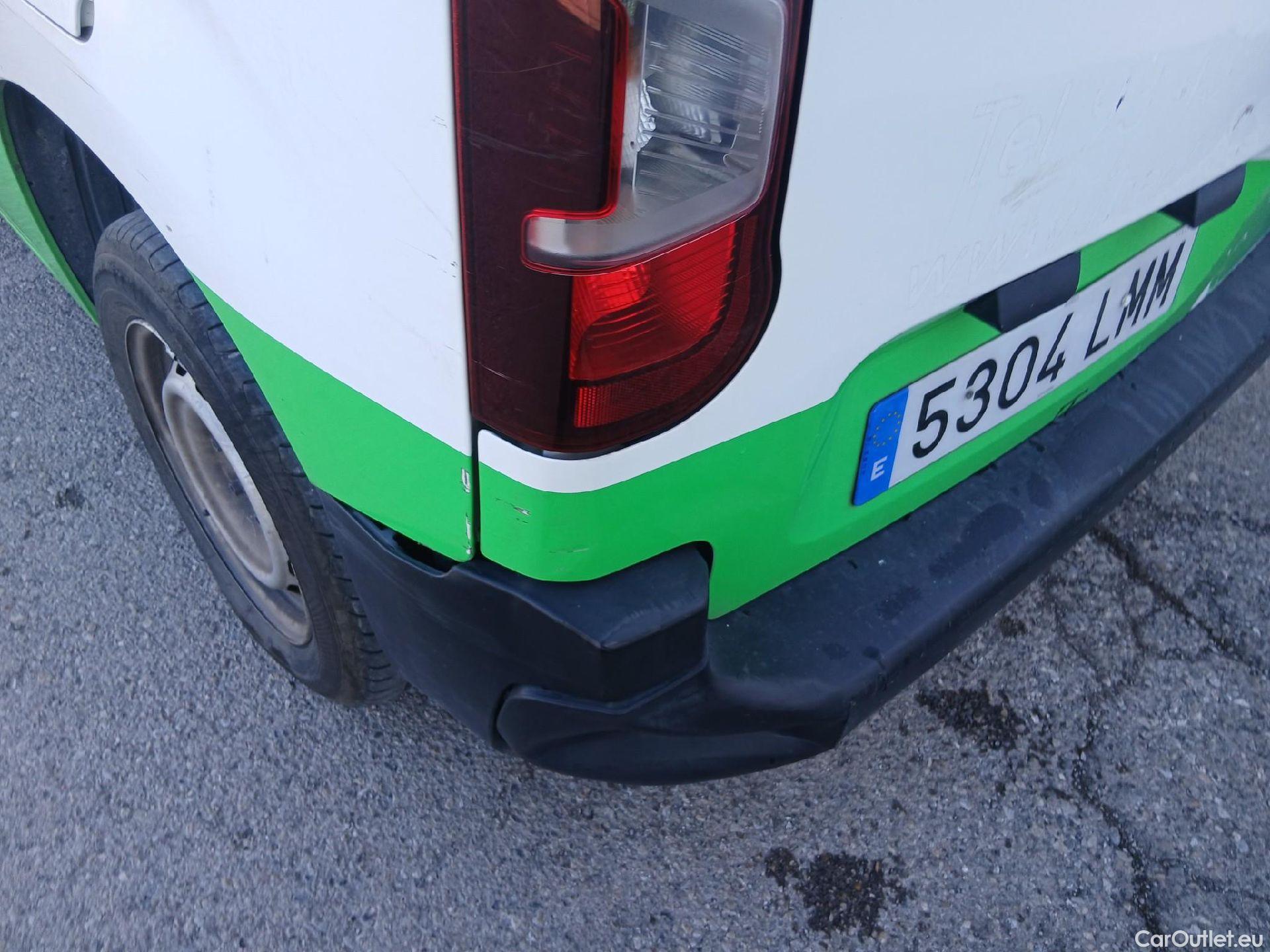  Toyota  Proace TOYOTA  City/2020/4P/furgón derivado de turismo 1.5D 75kW (100CV) GX 650kg Media #23