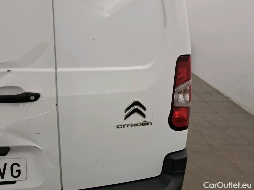  Citroen  Berlingo CITROEN  / 2018 / 3P / furgón derivado de turismo Talla M BlueHDi 100 CONTROL (AC2) #36