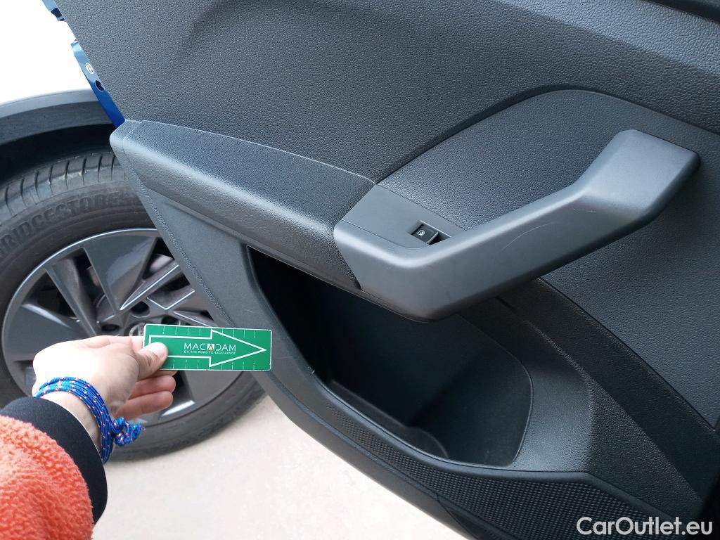  Volkswagen  T-CROSS VOLKSWAGEN  / 2018 / 5P / todoterreno Sport 1.5 TSI 110kW (150CV) DSG #14