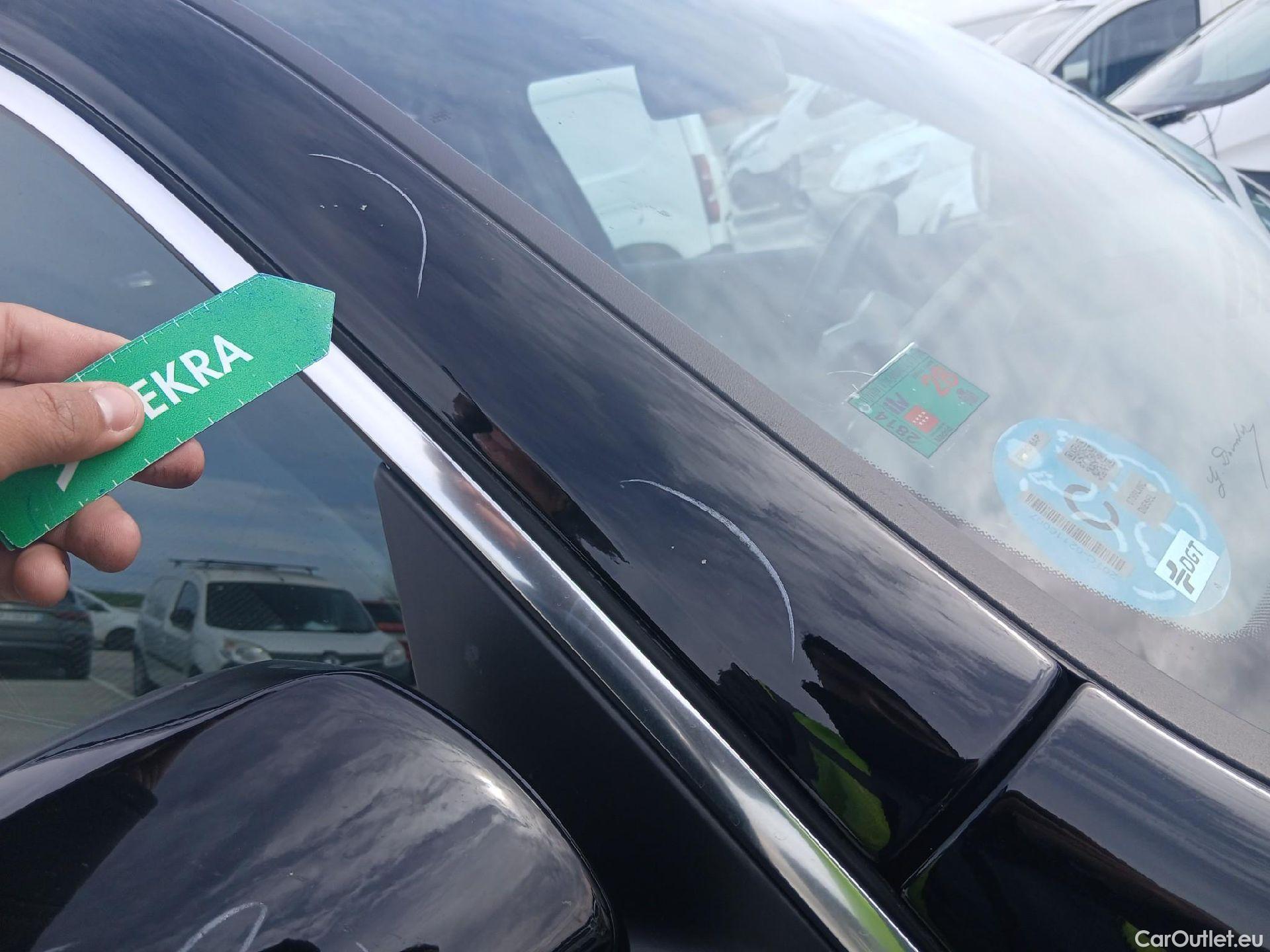  Mercedes  GLB MERCEDES-BENZ  / 2019 / 5P / todoterreno 2.0  200 D DCT 110KW (150CV) #48