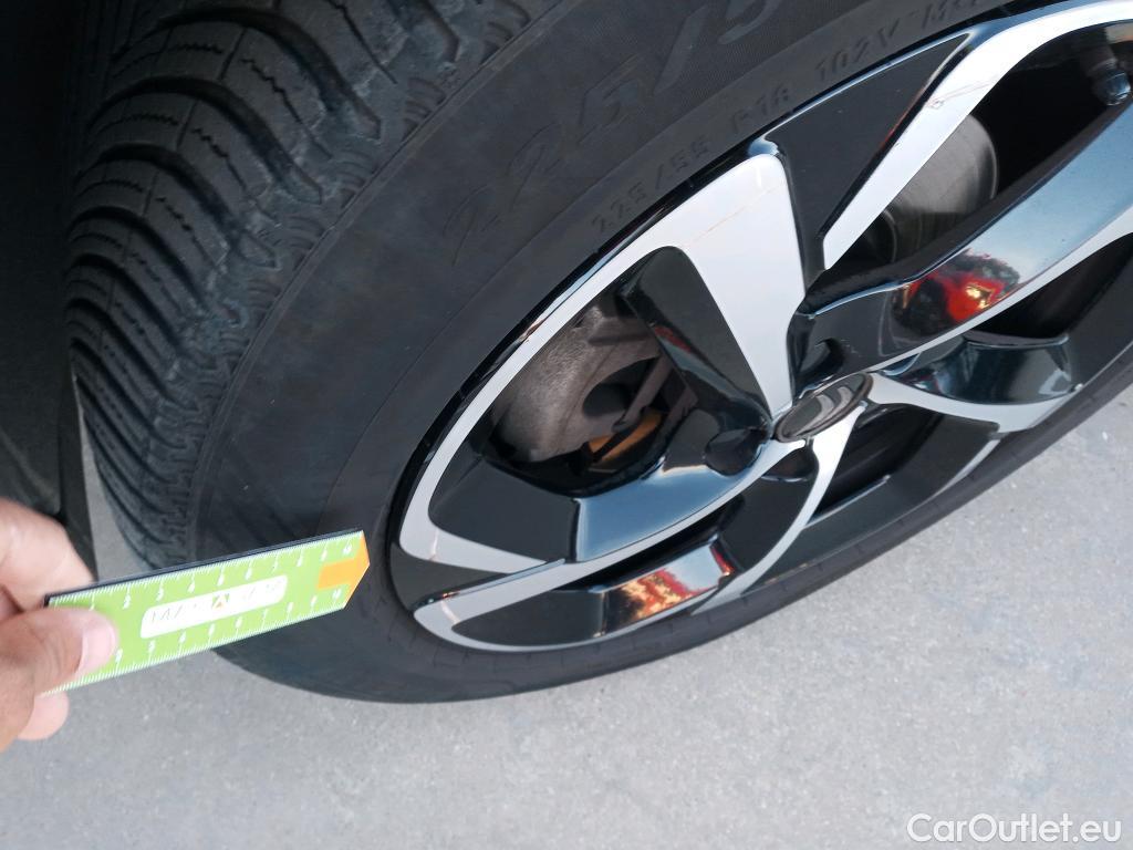  Citroen  C5 CITROEN  Aircross / 2018 / 5P / todoterreno BlueHdi 96kW (130CV) S&S Feel (AC) #7