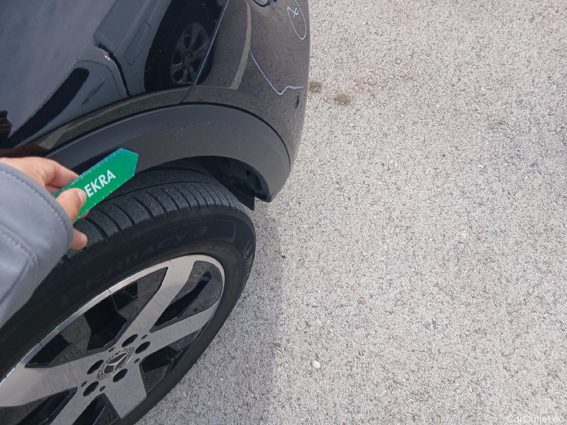  Mercedes  GLB MERCEDES-BENZ  / 2019 / 5P / todoterreno 2.0  200 D DCT 110KW (150CV) #47