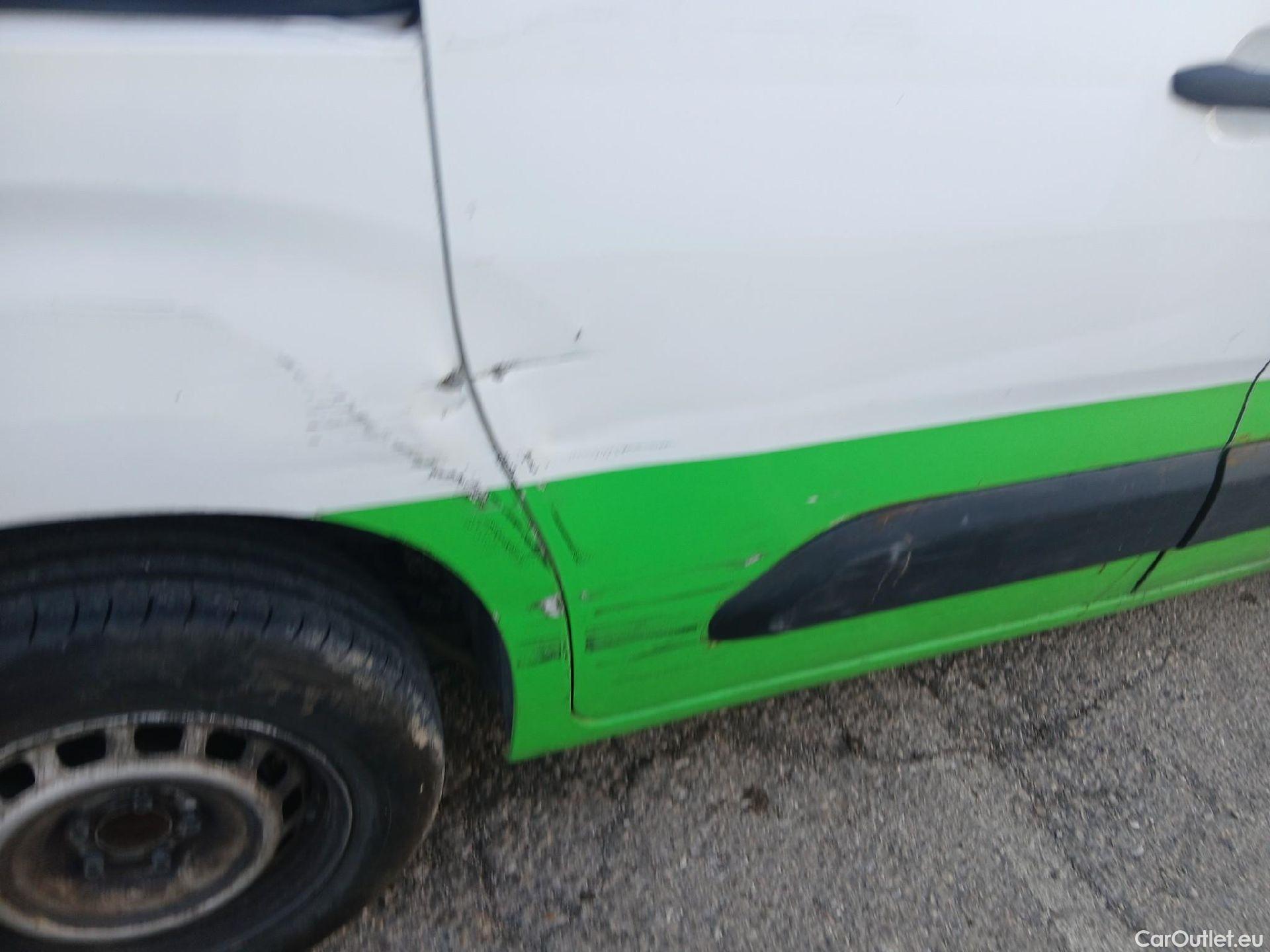  Toyota  Proace TOYOTA  City/2020/4P/furgón derivado de turismo 1.5D 75kW (100CV) GX 650kg Media #37